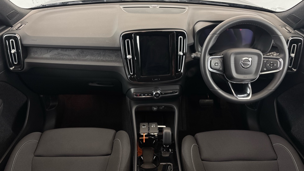 VOLVO XC40 Image 11