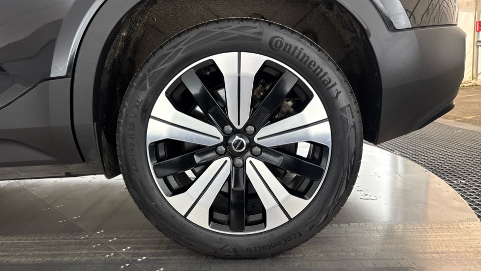 VOLVO XC40 Image 18