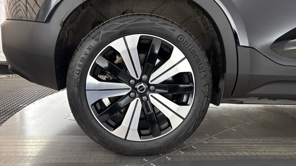 VOLVO XC40 Image 19