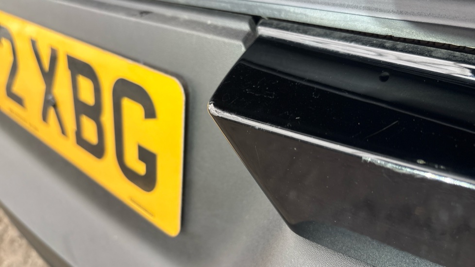 VOLVO XC40 Chips and scratches