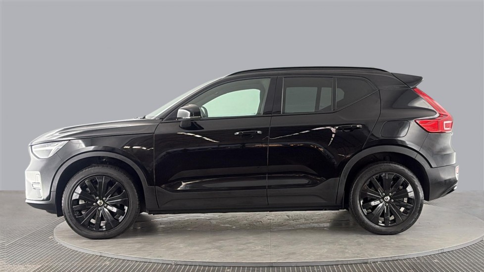 VOLVO XC40 ELECTRIC ESTATE 170kW Recharge Core 69kWh 5dr Auto