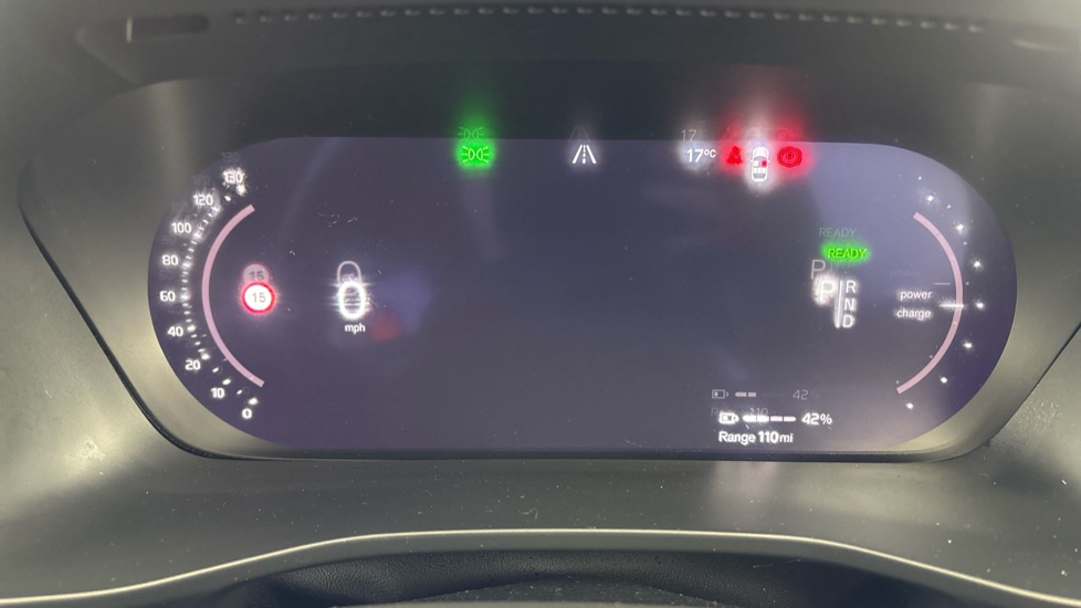VOLVO XC40 ELECTRIC ESTATE 170kW Recharge Core 69kWh 5dr Auto