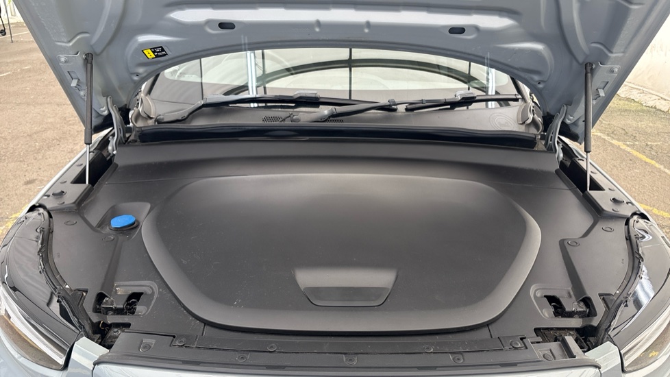 VOLVO C40 Image 16