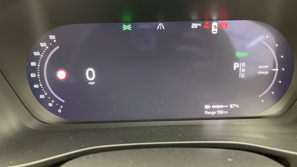VOLVO C40 Image 13