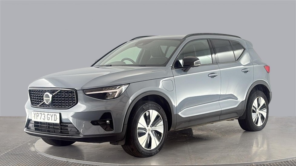 Used VOLVO XC40