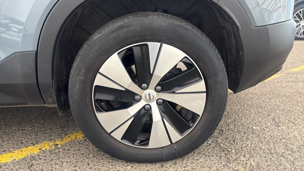 VOLVO XC40 Image 18