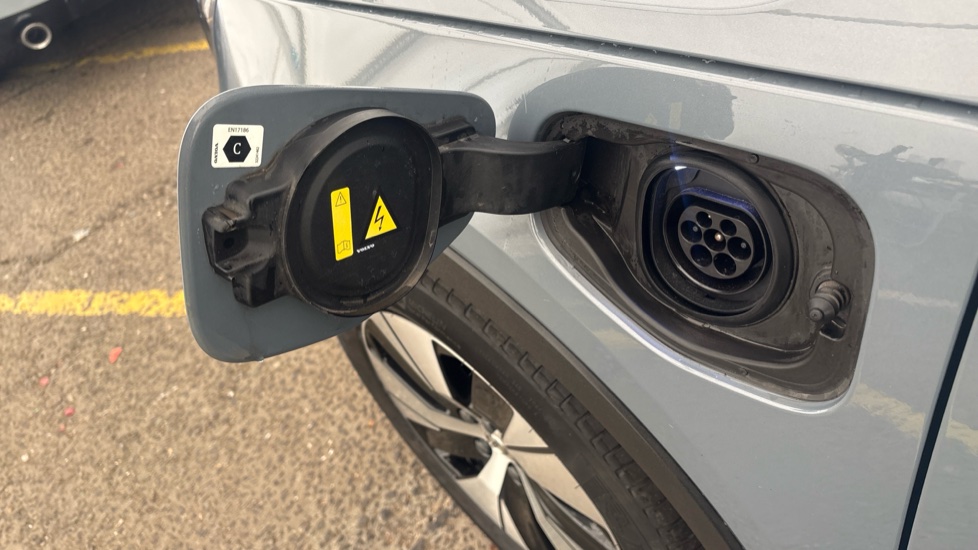 VOLVO XC40 Image 21