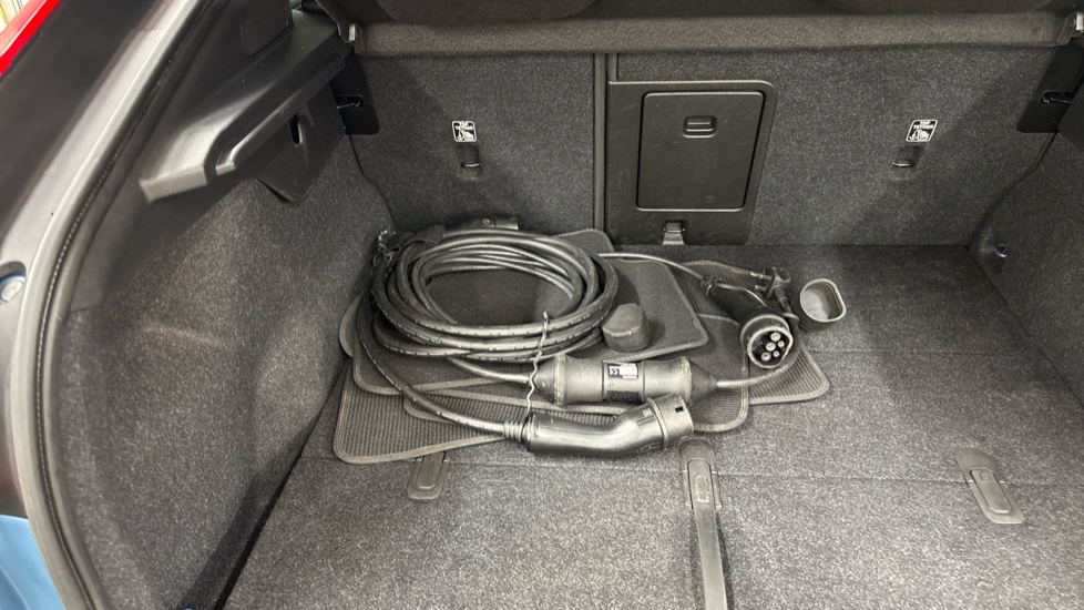VOLVO C40 ESTATE 300kW Recharge Twin Ultimate 78kWh 5dr AWD Auto