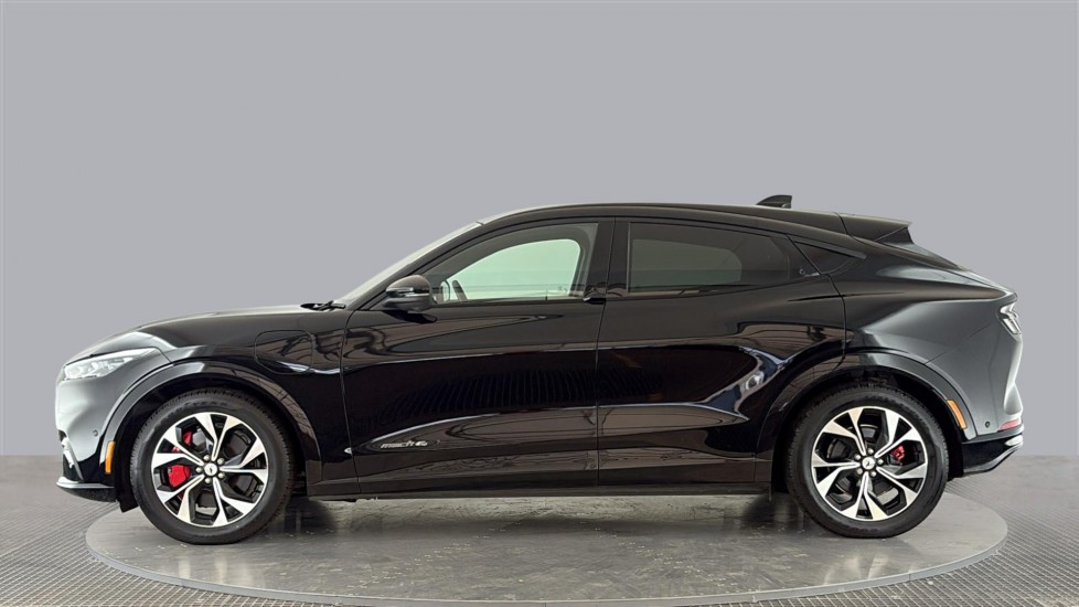 FORD MUSTANG MACH-E Image 2