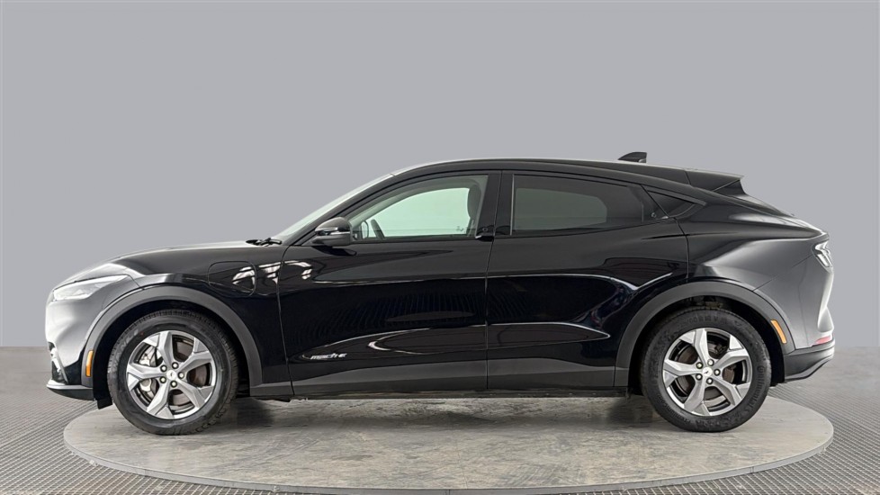 FORD MUSTANG MACH-E Image 2