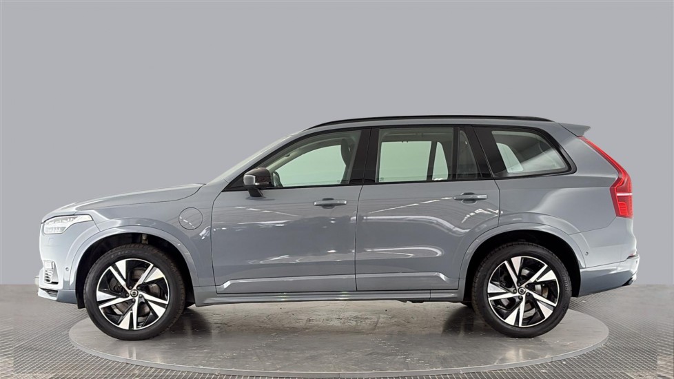 VOLVO XC90 Image 2