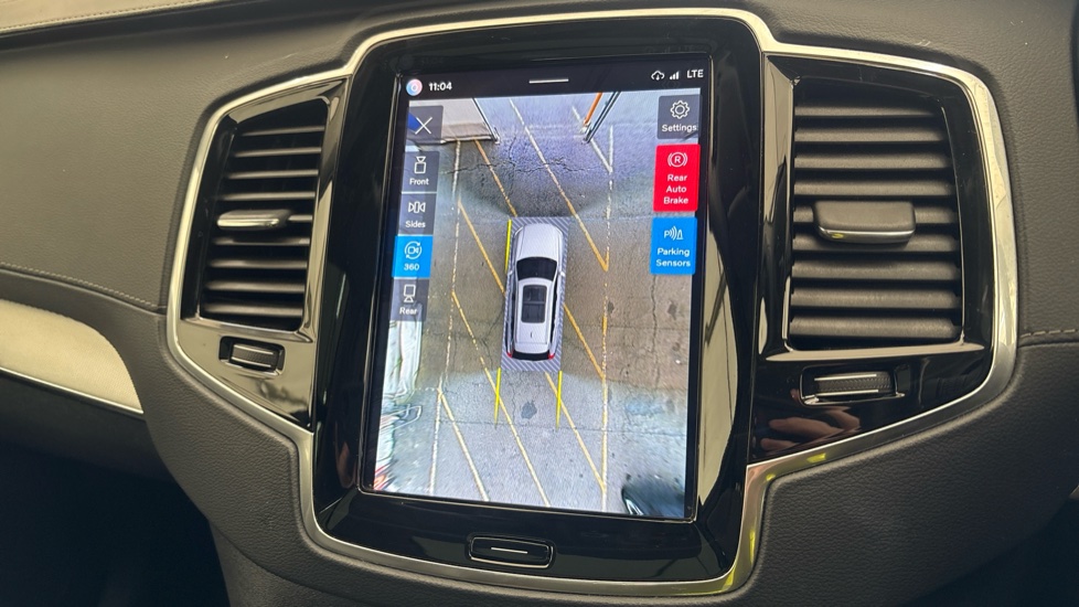 VOLVO XC90 reverse camera