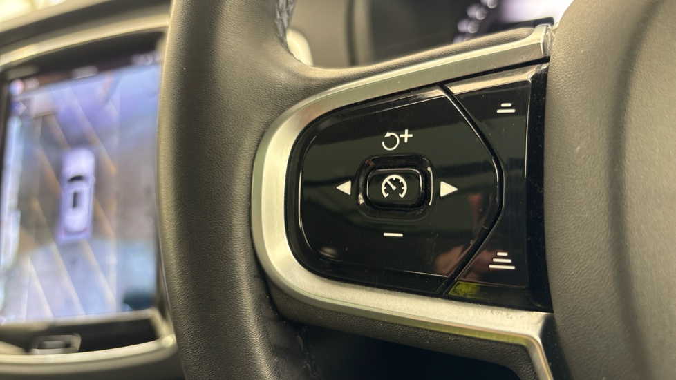 VOLVO XC90 cruise control