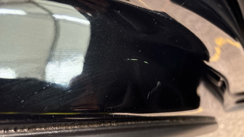 VOLVO XC60 scratches