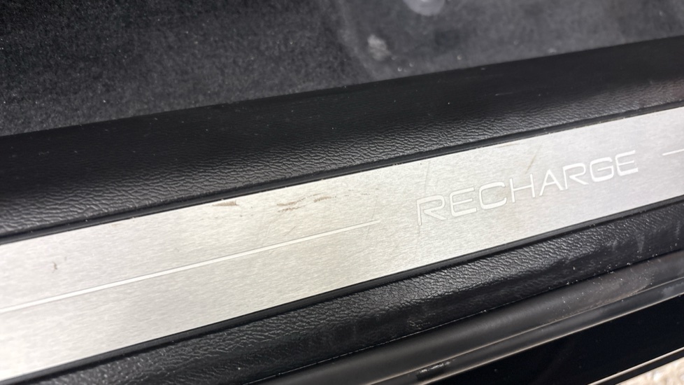 VOLVO XC60 scratches