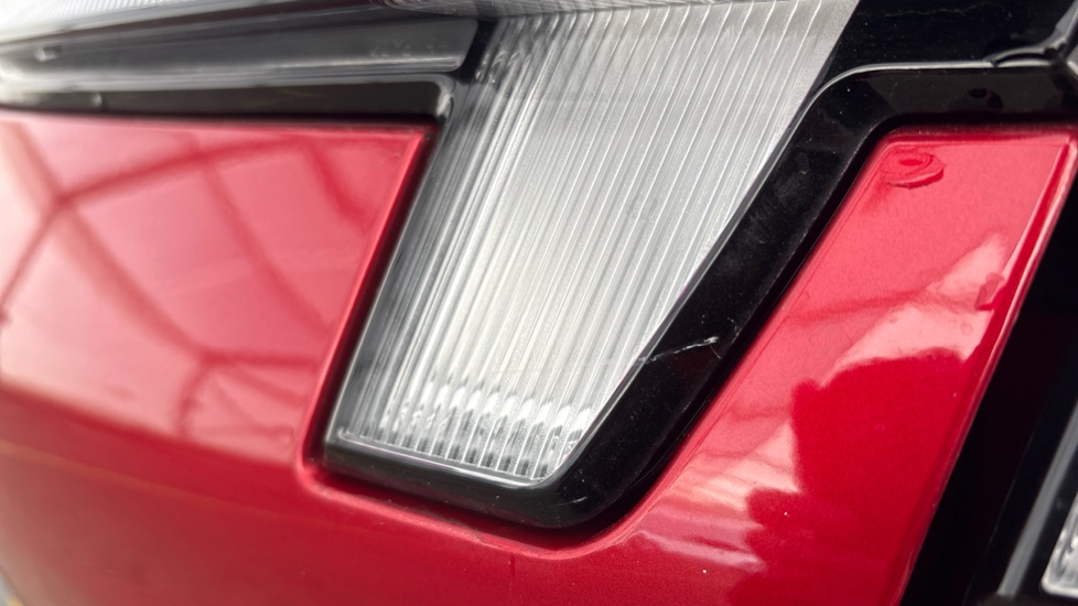 FORD MUSTANG MACH-E scratches