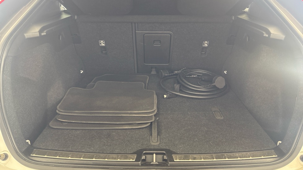 VOLVO C40 ESTATE 300kW Recharge Twin Plus 78kWh 5dr AWD Auto