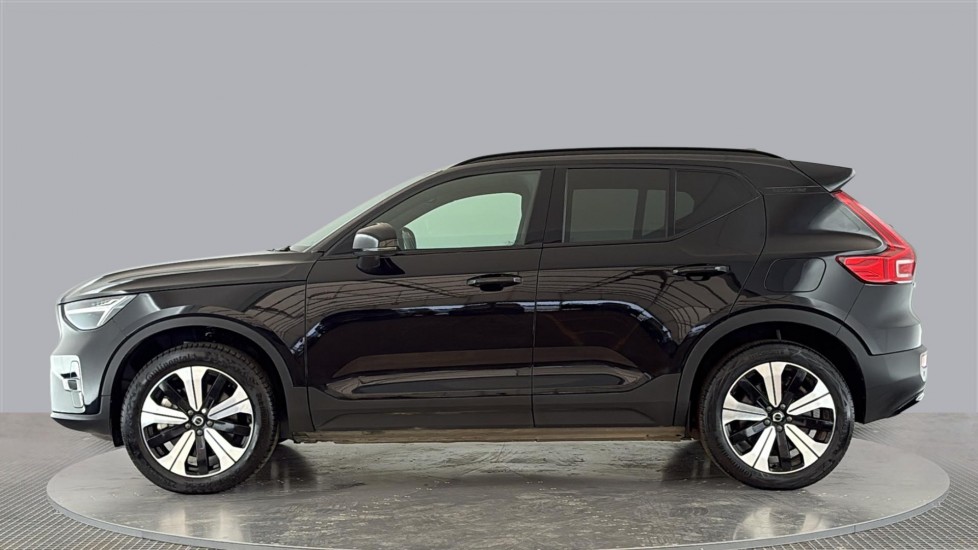 VOLVO XC40 Image 2