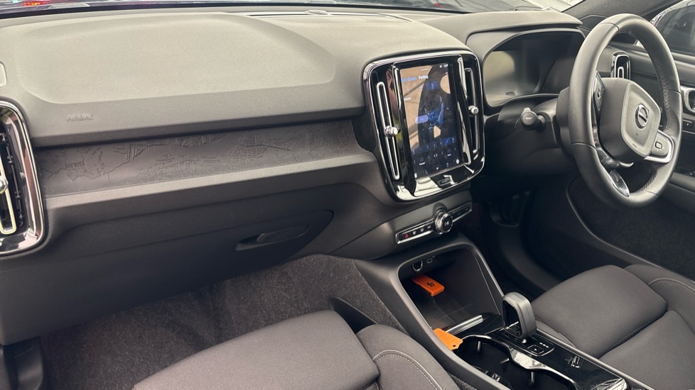 VOLVO XC40 Image 10