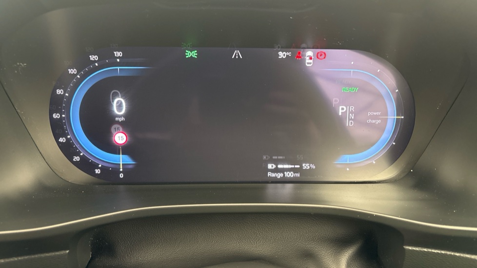 VOLVO XC40 Image 13