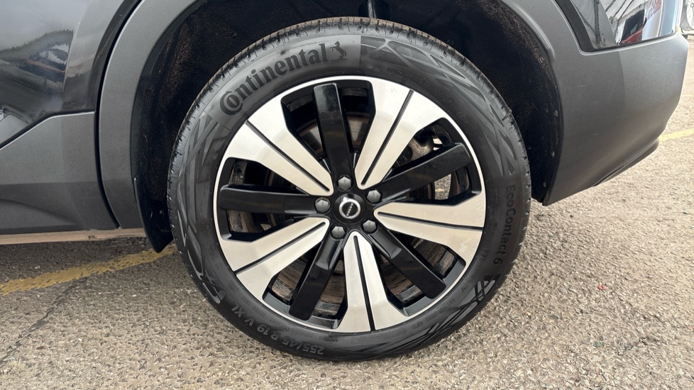 VOLVO XC40 Image 18