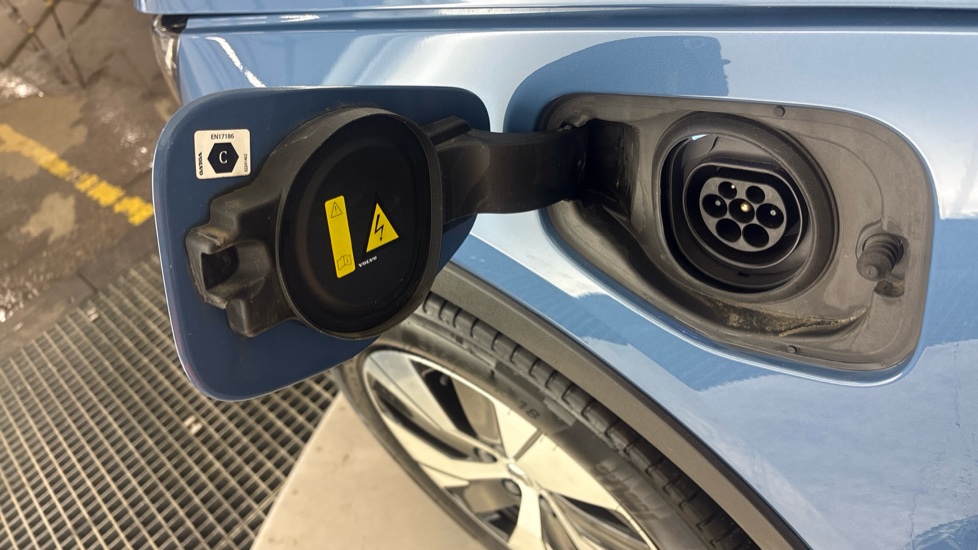 VOLVO XC40 Image 21