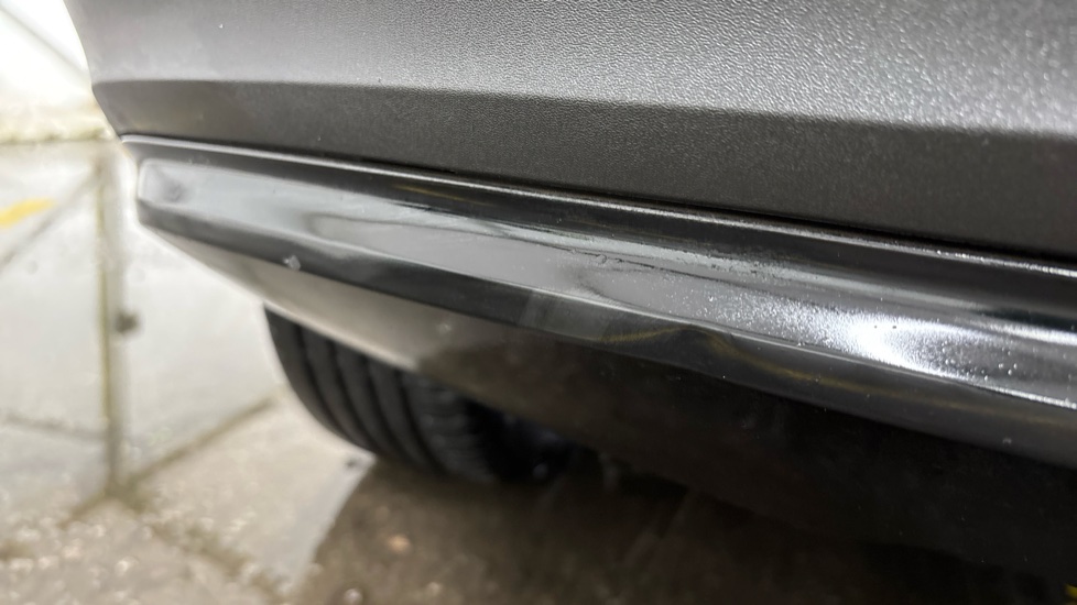 VOLVO XC40 ESTATE 1.5 T5 Recharge PHEV Ultimate Dark 5dr Auto