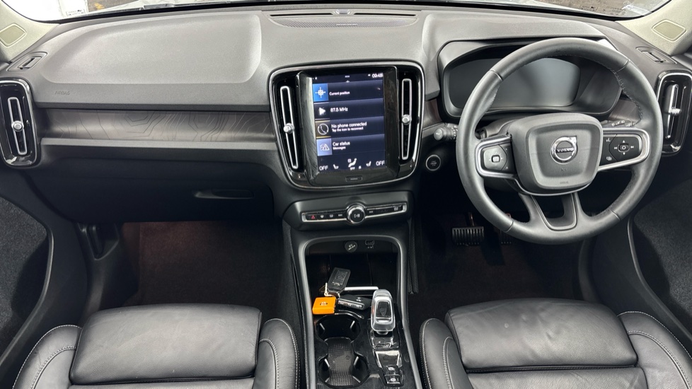 VOLVO XC40 Image 11