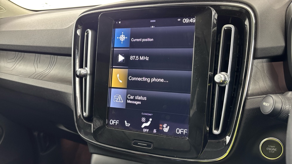 VOLVO XC40 ESTATE 1.5 T5 Recharge PHEV Ultimate Dark 5dr Auto
