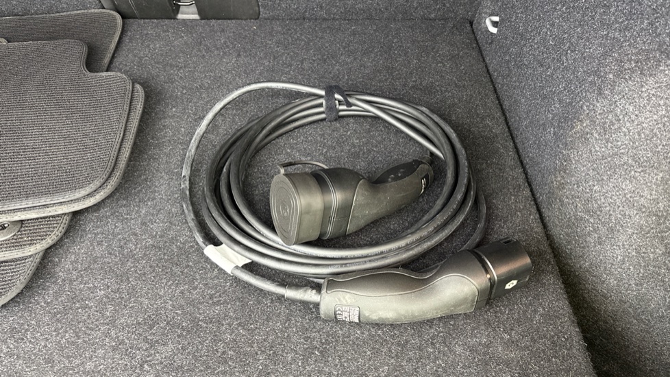 VOLVO XC40 ESTATE 1.5 T5 Recharge PHEV Ultimate Dark 5dr Auto