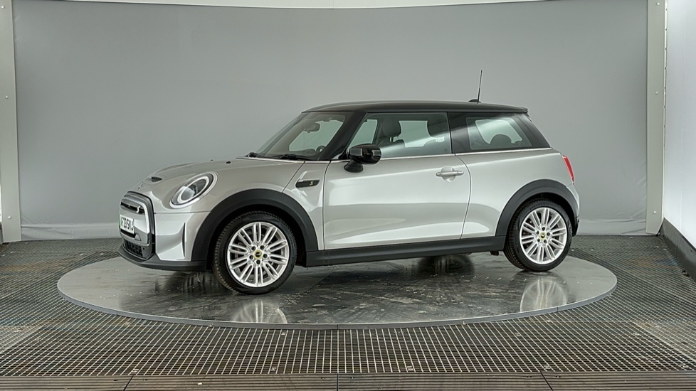 Used MINI HATCHBACK