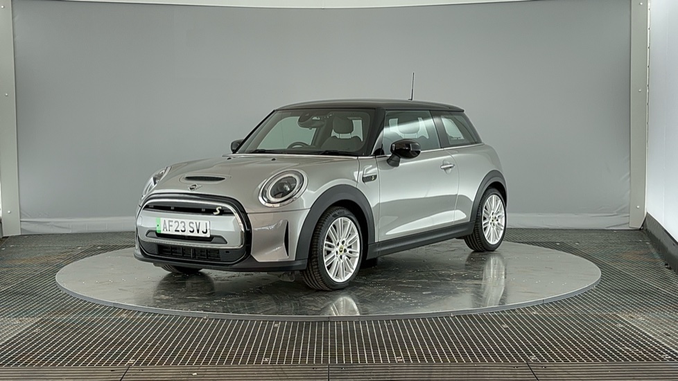 MINI HATCHBACK Image 8