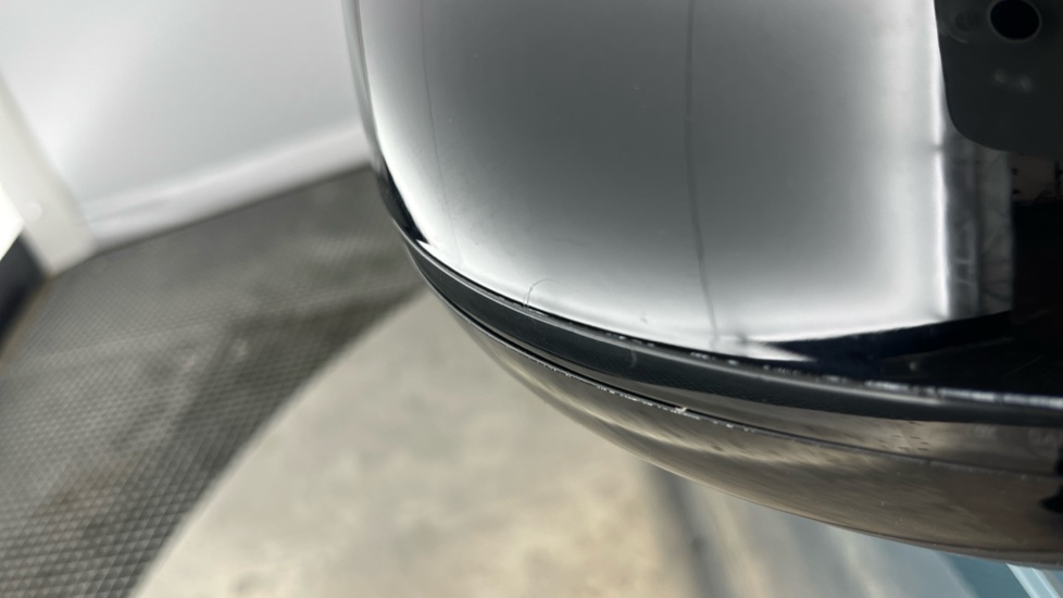 LAND ROVER RANGE ROVER SPORT Scratches