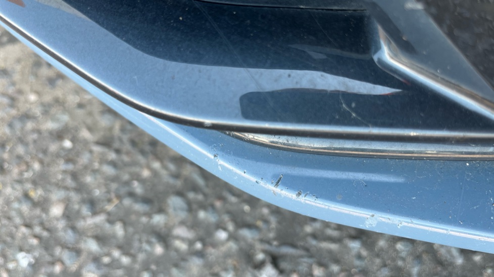 AUDI E-TRON GT Multiple chips and scratches