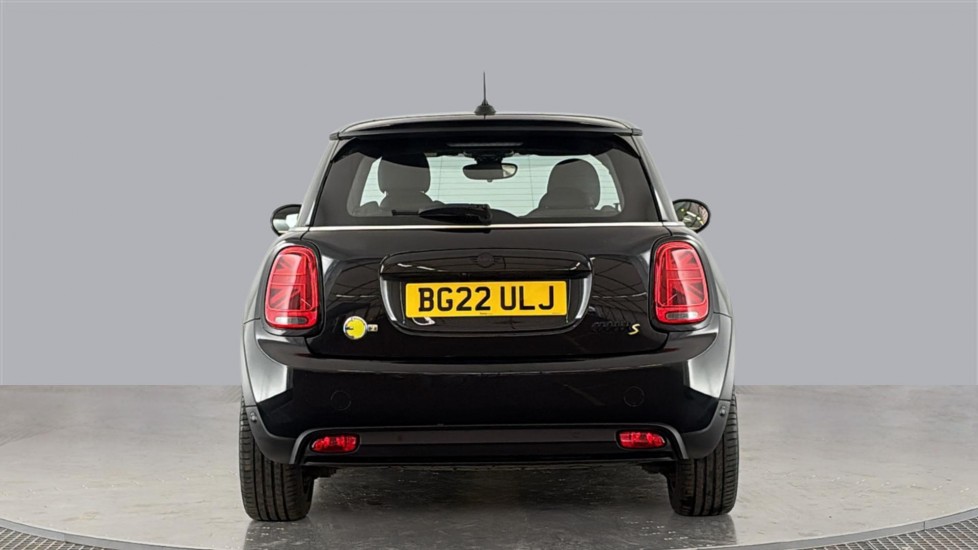 MINI HATCHBACK Image 4