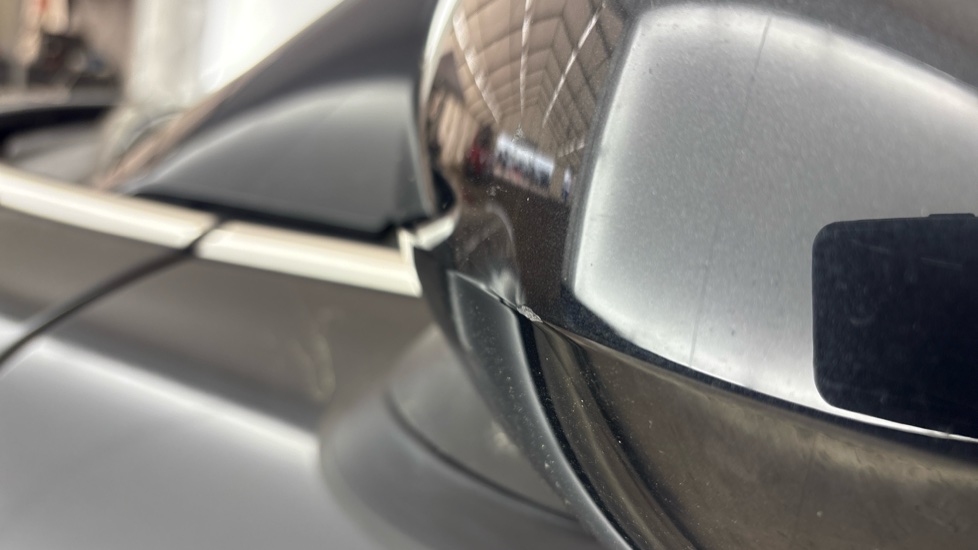 MINI HATCHBACK Scuff