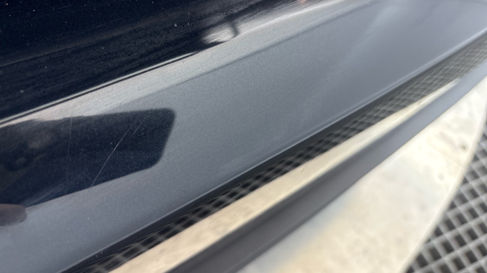 MINI HATCHBACK Scratches