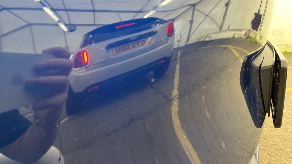 TESLA MODEL Y chips