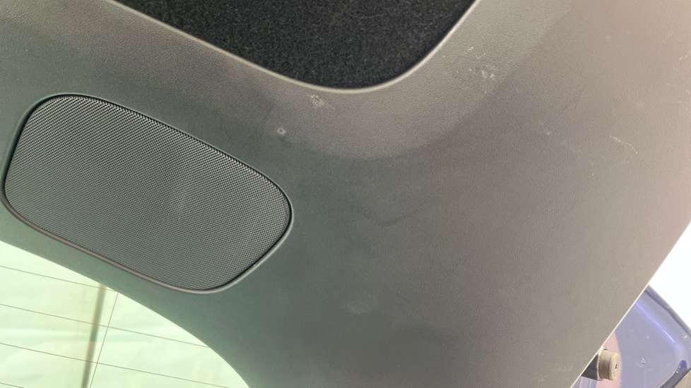 TESLA MODEL Y scuff
