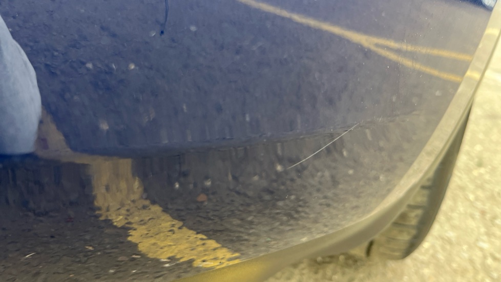 TESLA MODEL Y scratches