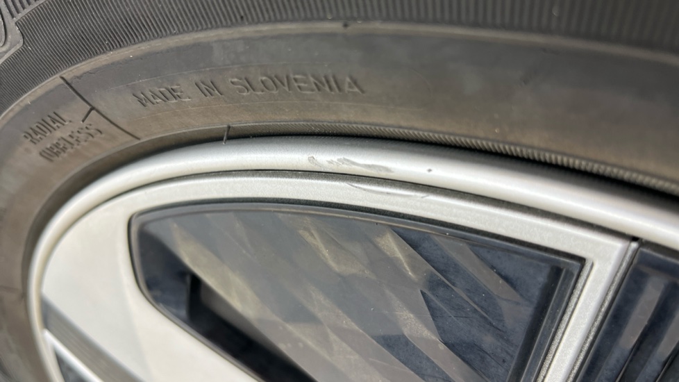 MG ZS Scuff