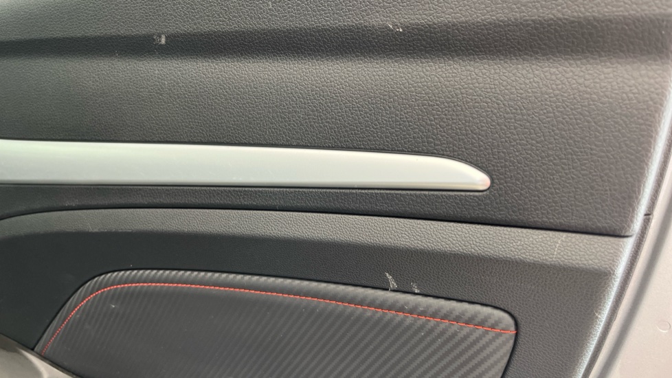 MG ZS Scuff