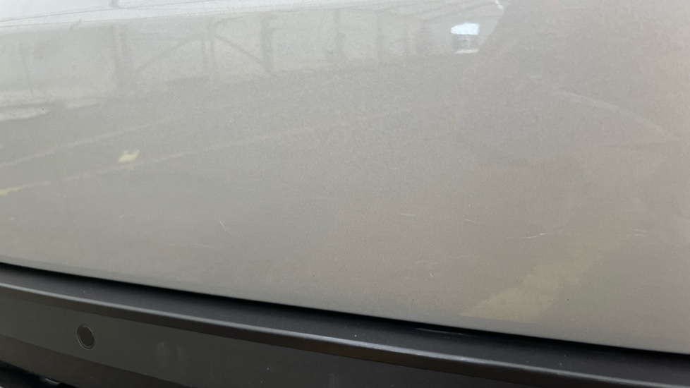 MINI HATCHBACK scratches