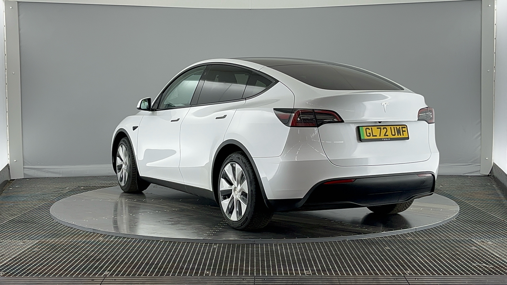 TESLA MODEL Y MODEL Y HATCHBACK RWD 5dr Auto