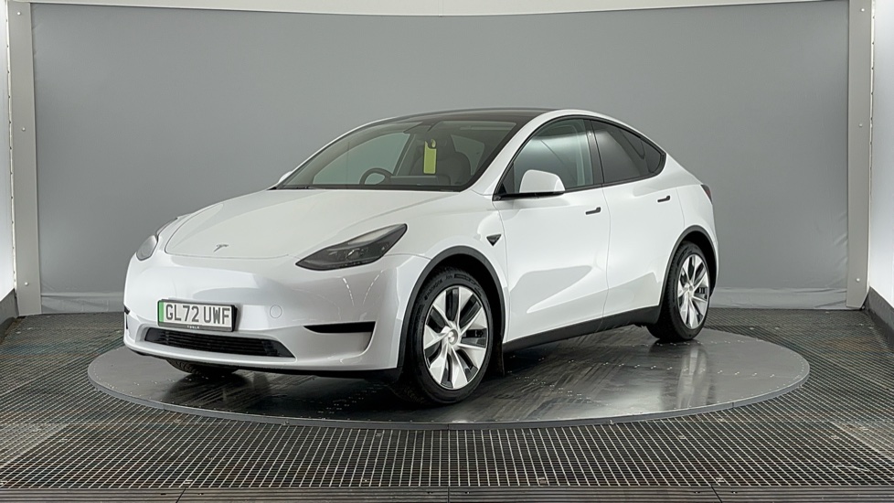 TESLA MODEL Y Image 8