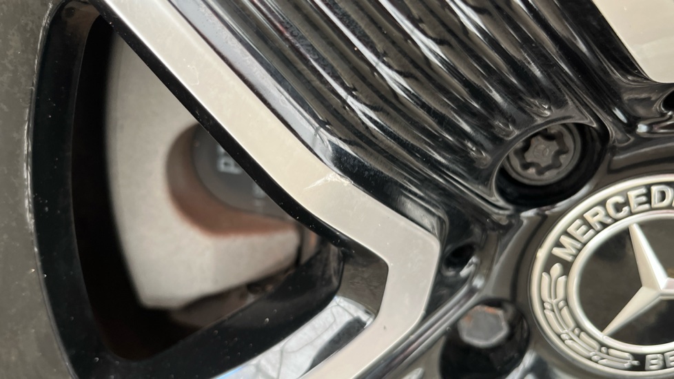 MERCEDES GLC Corrosion