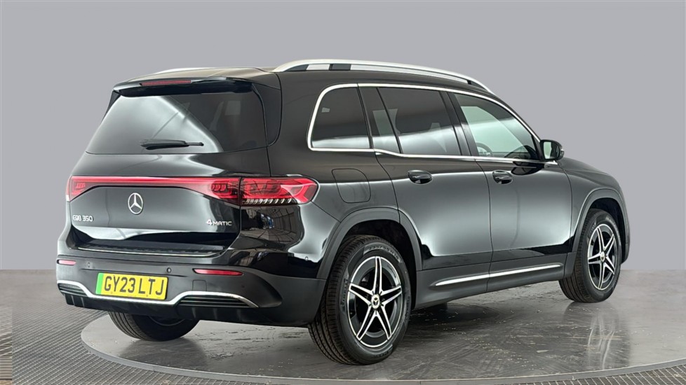MERCEDES EQB Image 5