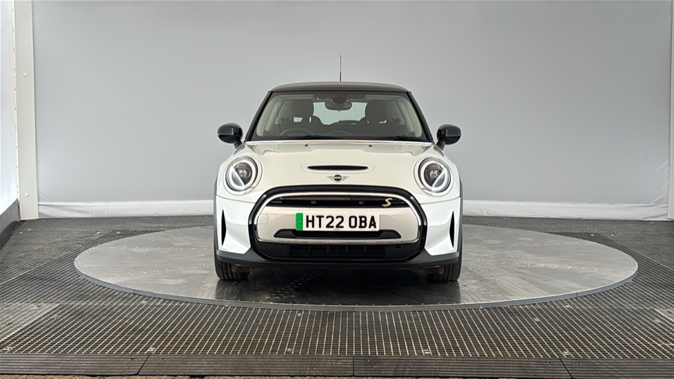 MINI HATCHBACK Image 8