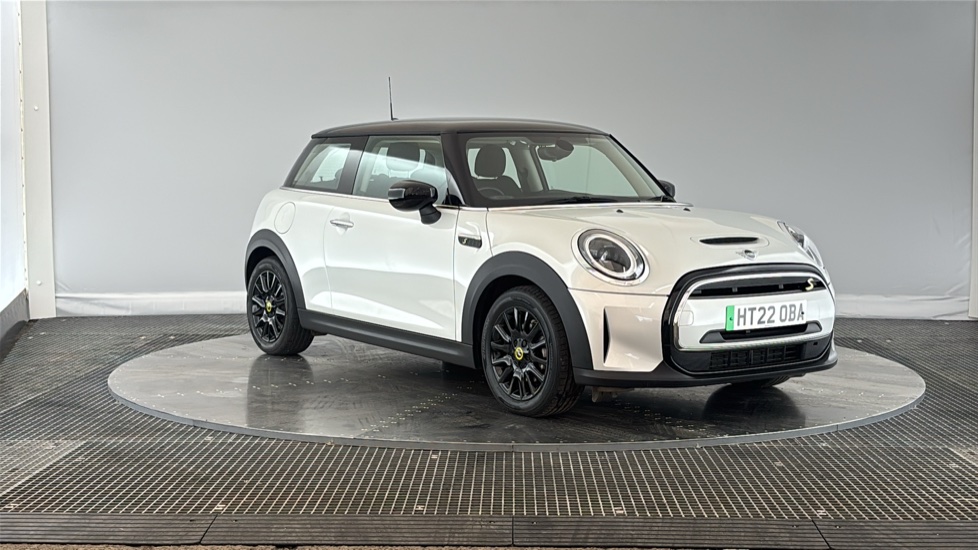 MINI HATCHBACK Image 7