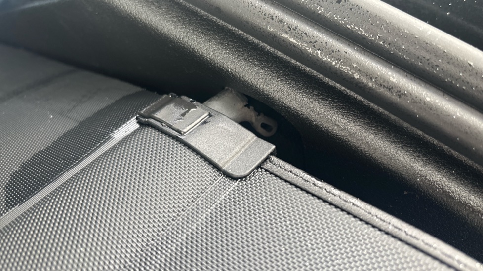 AUDI Q8 Damaged